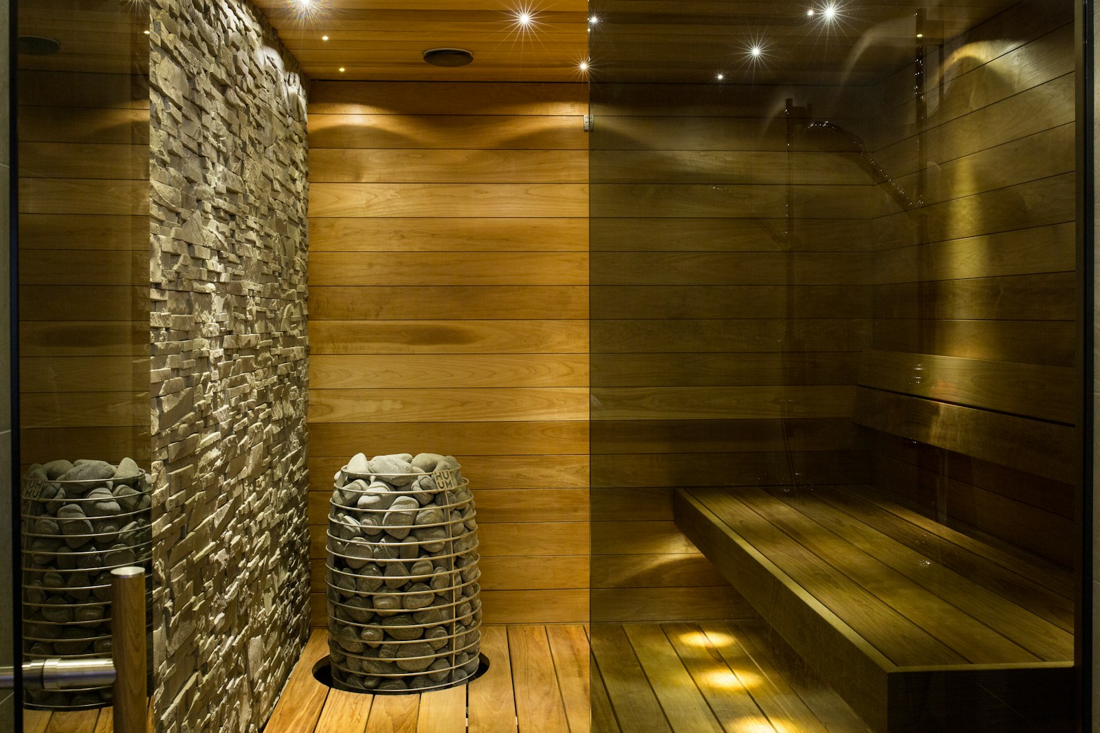 Photo by HUUM spa naturiste de luxe personnalisé à Paris